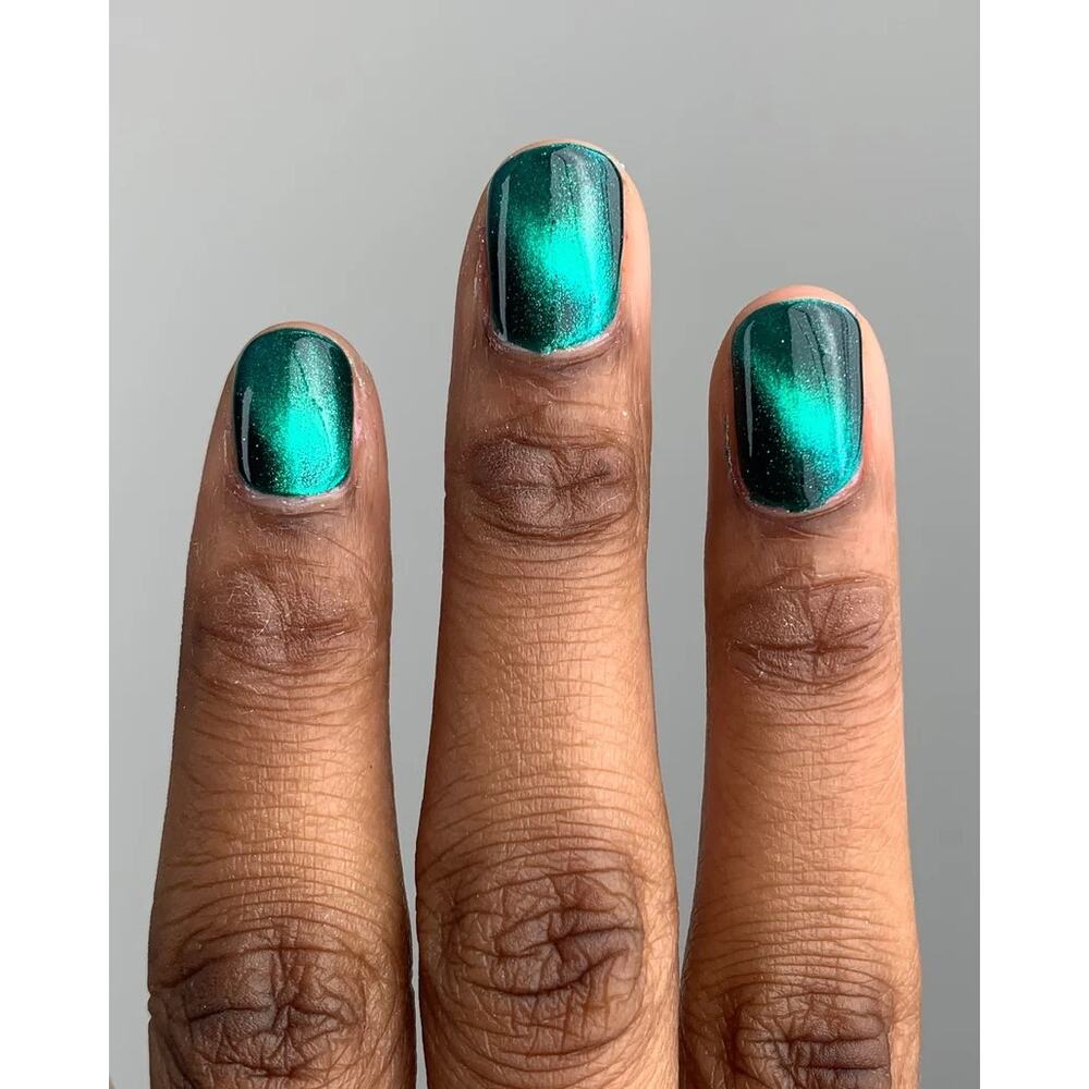 Mooncat Weeping Willow Dearly Departed Magnetic Reflective Glitter Nail Polish - Picture 6 of 6